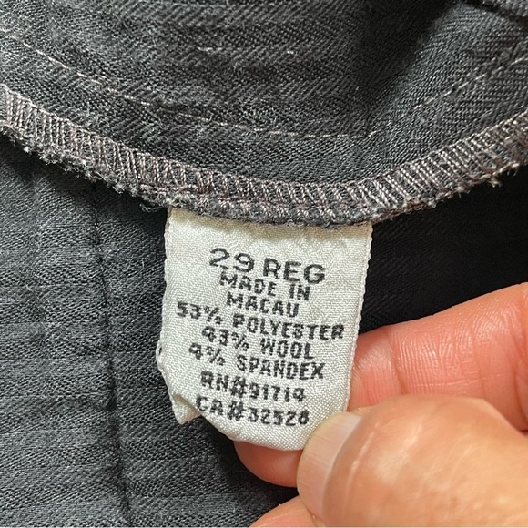 Armani Exchange Women’s wool blend Pant Size 29 Grey - Picture 8 of 9